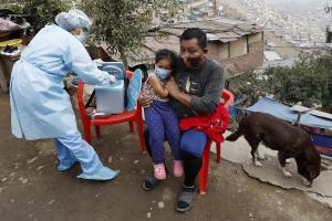 Perú cierra acuerdo con Pfizer para la compra de 20 millones dosis vacunas contra el Covid-19