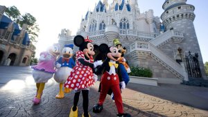 Disney despidió a más de 11 mil empleados en el área de Orlando