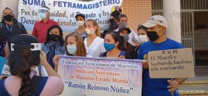Docentes salen a las calles para exigir mejoras salariales en Mérida #21Oct (FOTOS)