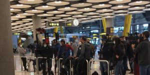 Así se encuentra el aeropuerto de Madrid a la espera de la llegada de Leopoldo López #25Oct (Fotos y Video)