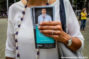 EN FOTOS: Caraqueños devotos asistieron a la certificación de los restos del Dr. José Gregorio Hernández
