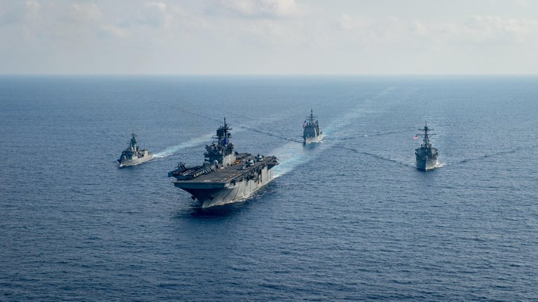 Un destructor de EEUU cruzó el estrecho de Taiwán, en medio de las tensiones con China