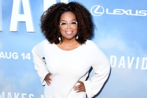 Oprah Winfrey sorprendió a los tejanos con llamadas telefónicas para incentivar el voto en EEUU