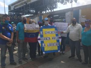 Gremio de educadores venezolanos protestaron en Caracas por bajos sueldos #20Oct (FOTOS)