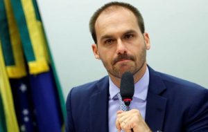 Congreso procesará a un hijo de Bolsonaro y a otros diputados brasileños