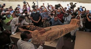 ¿Desatarán una maldición los sarcófagos encontrados en Egipto?