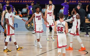 Heat de Miami se mantiene con vida al derrotar a Lakers en el 5to de la final de la NBA