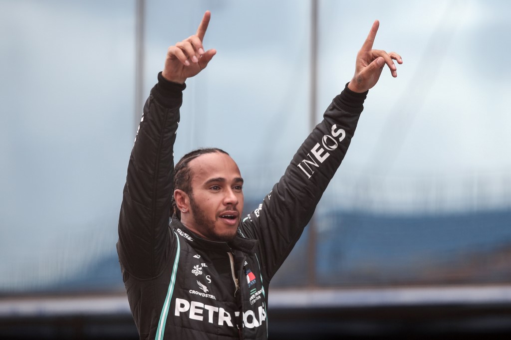 Lewis Hamilton tras lograr la “pole” en el legendario circuito de Imola: Adoro los retos