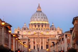 Vaticano niega haber encubierto los abusos sexuales cometidos por excardenal McCarrick