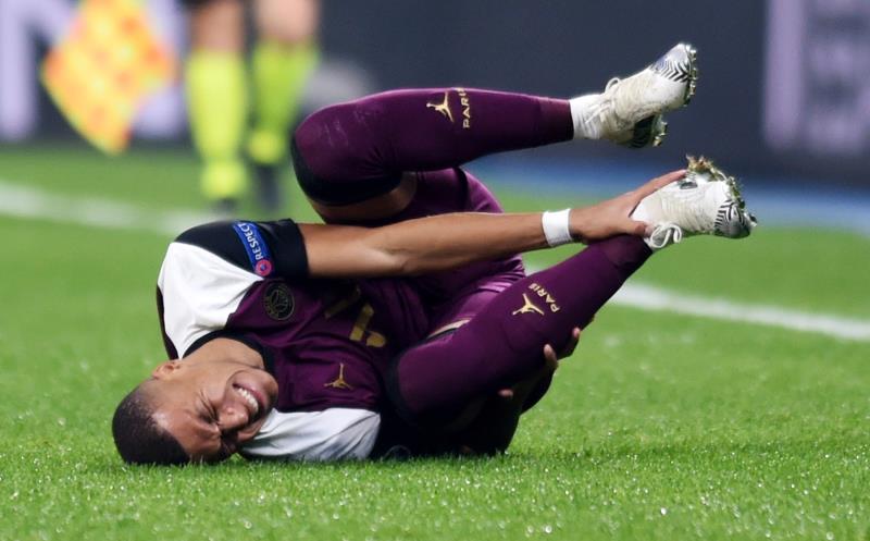 PSG pierde por lesión a Mbappé para partido ante Leipzig por Liga de Campeones