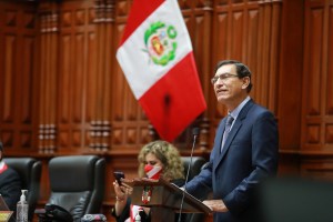 ¿Cómo el Congreso de Perú expulsó al presidente Vizcarra?