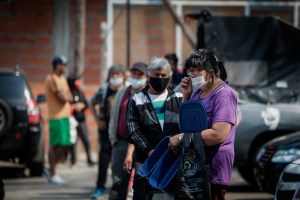 Buenos Aires alerta de posibles restricciones si siguen aumentando los casos de coronavirus