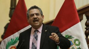 Merino asumió como presidente de Perú y confirmó fecha para elecciones presidenciales en 2021