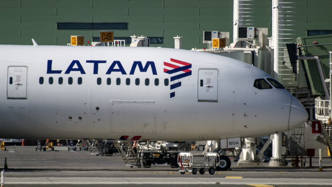 Autorizan a Latam Airlines realizar vuelos regulares entre Caracas y Bogotá