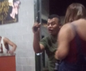 A justicia militar Guardia Nacional “guapetón” que fue grabado bebiendo y mostrando su arma (video)