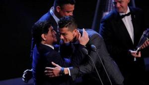 Un mago incomparable: El adiós de Cristiano Ronaldo a Diego Armando Maradona