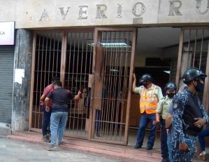Denuncian que Alcaldía de Caracas autorizó a colectivos invadir de nuevo el edificio Saverio Russo (Fotos)