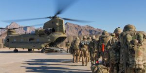 Biden: EEUU se mantendrá en Afganistán hasta evacuar a todos los diplomáticos y ciudadanos norteamericanos (VIDEO)