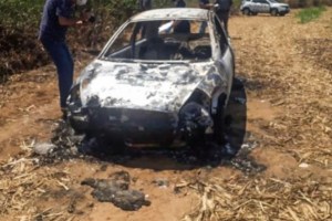 Mujer embarazada en Brasil fue amarrada a un carro y quemada viva
