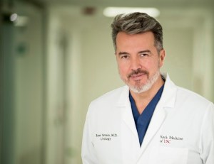 René Sotelo reveló de qué tratará el nuevo capítulo de la serie “Entre Médicos”