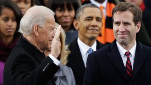 Barack Obama felicitó a Joe Biden con una imagen de ambos en la Casa Blanca