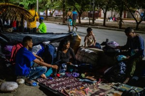 “No podemos volver”: La travesía de 2400 kilómetros de una familia venezolana que no tiene hogar