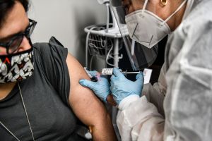 Estados Unidos se alista para las primeras vacunas contra el Covid-19