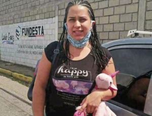 Venezolana utilizó su sensualidad para enamorar y luego robar a sexagenario en Perú