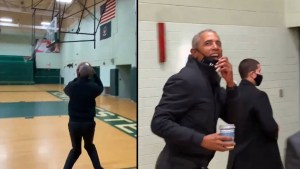 Así fue el INCREÍBLE triple de Barack Obama que se hizo viral en redes sociales (VIDEO)