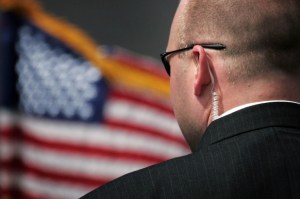 Más de 130 agentes del Servicio Secreto se aíslan en medio del brote de Covid-19 en la Casa Blanca