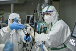 China presume de su “extraordinario” éxito frente a virus antes de recibir a misión de OMS