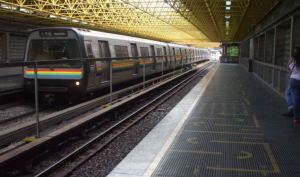 Tren del Metro de Caracas se descarriló en Caricuao este #10Dic (Foto y Video)