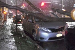 Tormenta en Nueva York y Nueva Jersey dejó a más de 100 mil residentes sin electricidad
