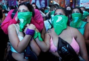 Diputados aprueban legalización del aborto en Argentina