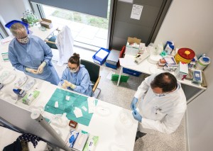 Alemania insiste en aplicar una dosis de refuerzo ante la incertidumbre del fenómeno del coronavirus