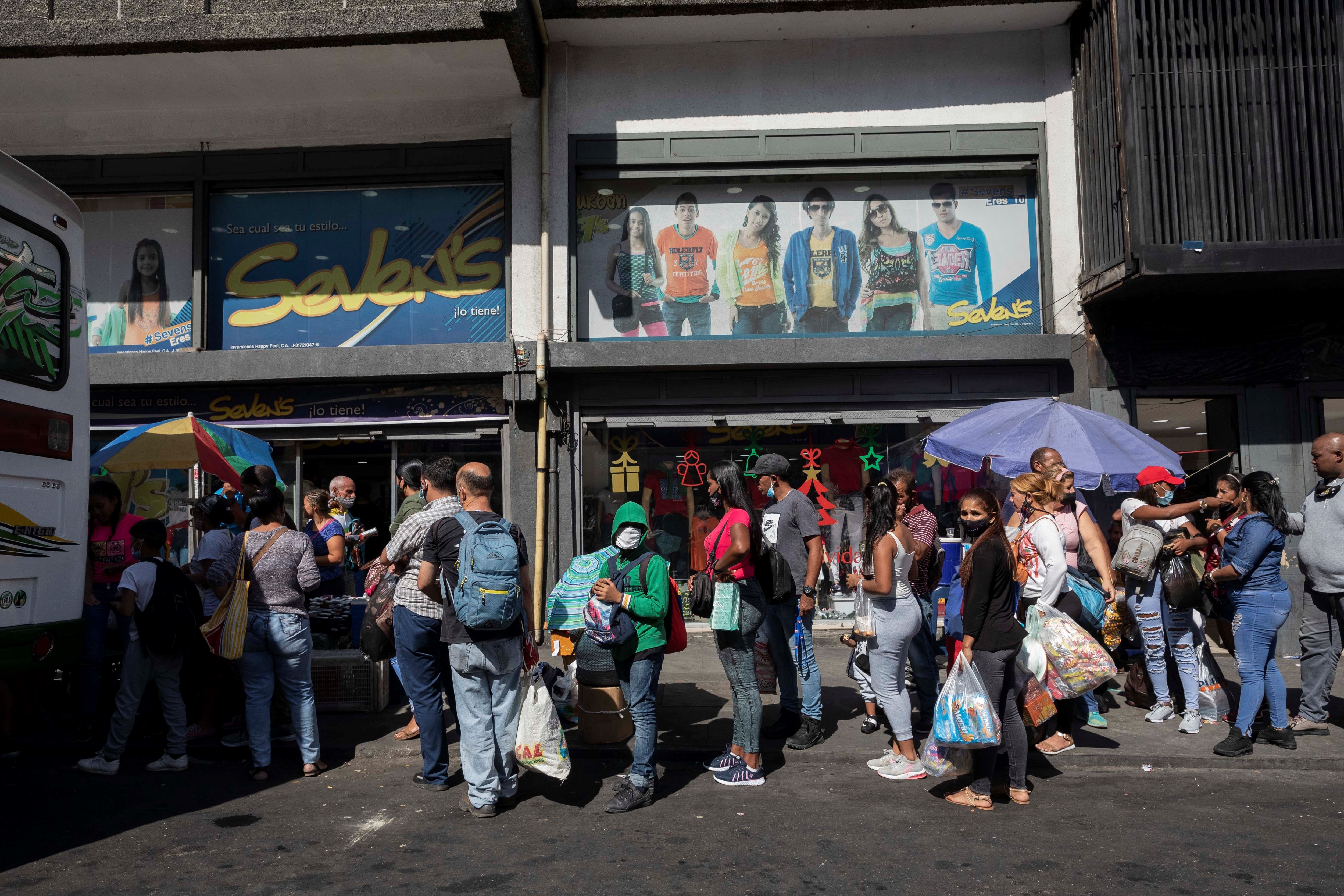¿Qué hay detrás del mercado laboral en Venezuela? Tres claves sobre los nuevos profesionales