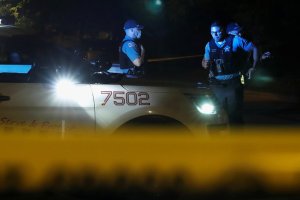Tres muertos y tres heridos en un tiroteo en Illinois, EEUU