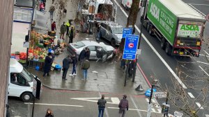 Un vehículo arrolla a una multitud en Londres, hiriendo gravemente a varias personas (FOTOS Y VIDEO)