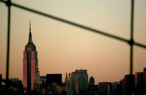 Policía de Nueva York investiga amenaza de bomba en el Empire State