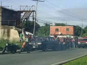 Protestaron por falta de gasolina en Cojedes este #1Dic (Imágenes)
