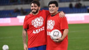 Hijo de Maradona dijo que su padre era un hombre alegre y le soltó flores a Messi