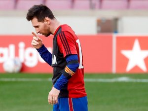 Multaron a Messi por el homenaje a Maradona: Cuál es el costo de la sanción