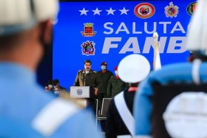 Maduro exige a la Fanb replantear estrategia defensiva con una orden que dictará “en secreto”
