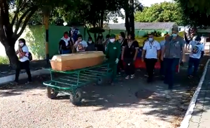 Así despidieron al exalcalde de la Gran Sabana e indígena pemón, Ricardo Delgado (VIDEO)