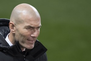 A sus 49 años, Zidane dio cátedra con gambetas en partido de Fútbol 5 (Video)
