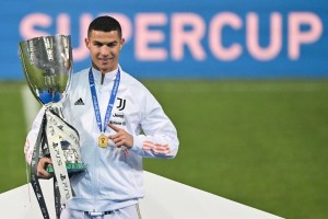 Cristiano Ronaldo, otra vez decisivo, le dio el primer título a Pirlo en la Juventus