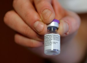 BioNTech afirmó que las patentes no limitan la producción ni suministro de vacunas antiCovid