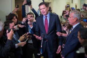 Exdirector del FBI anticipa días “peligrosos” y compara a Trump con un “capo”