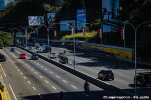 Crónicas de Caracas: El museo urbano que embellece una ciudad gris con obras multicolores (FOTOS)