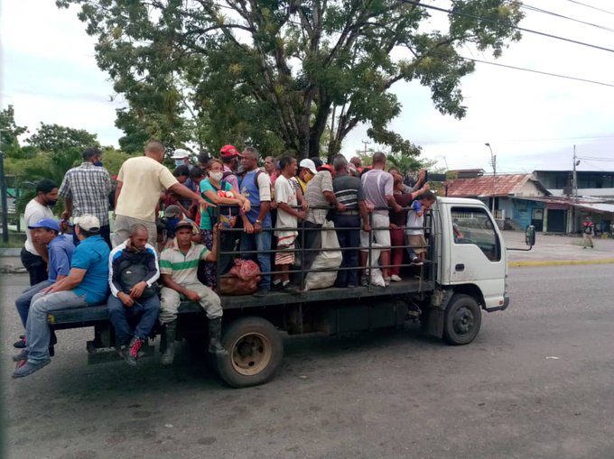 Volvieron las “perreras” a Monagas: Colapso del transporte público evidencia la escasez de gasolina (FOTO)